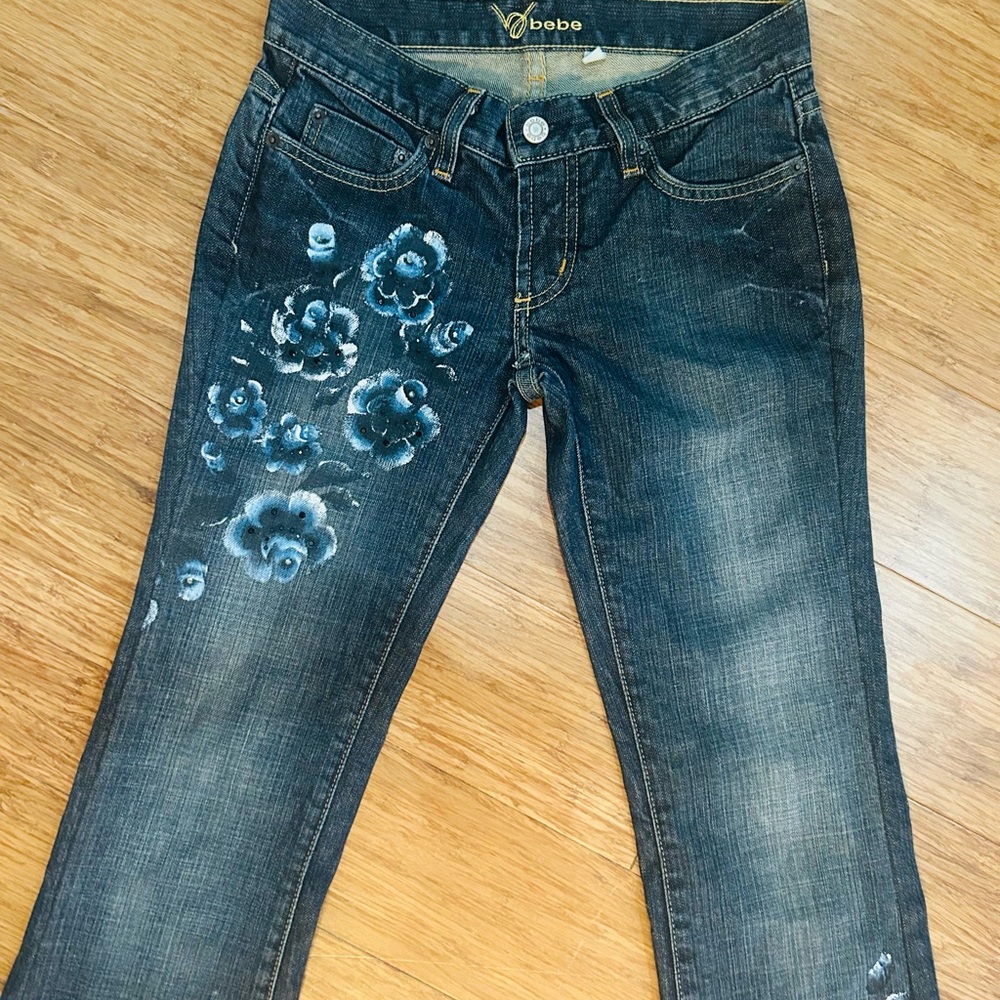 Vintage Y2K BEBE Embroidered Floral Rhinestone Embellished Blue Denim Jeans 25